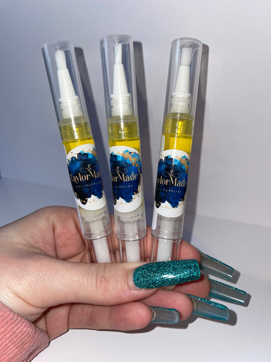 White Pixie Cuticle Oil Pen 5ml