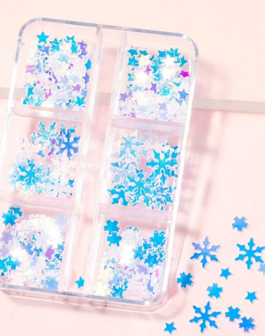 NEW IN ❤️ Box of Snowflakes